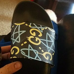 Gucci slides